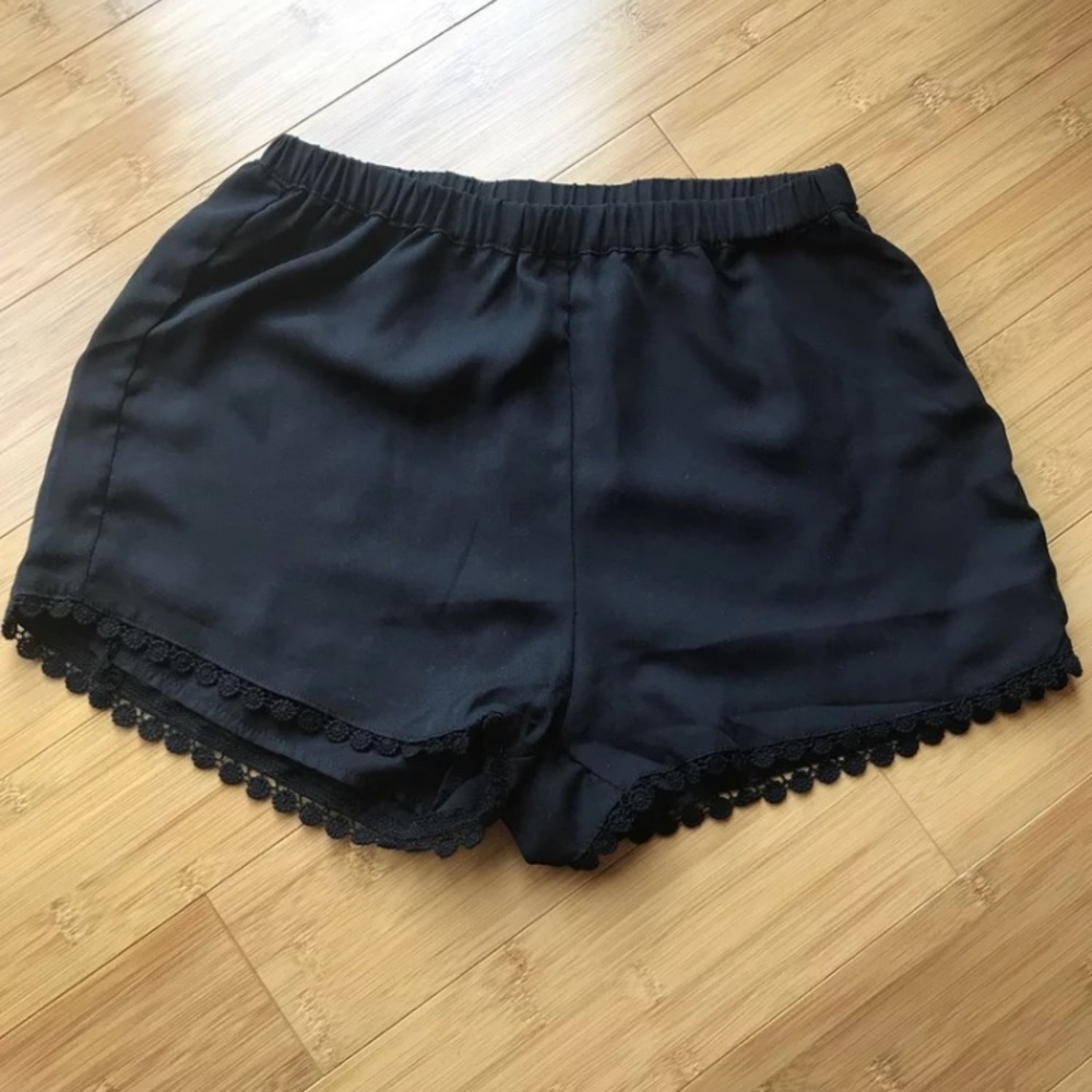 Brandy Melville shorts